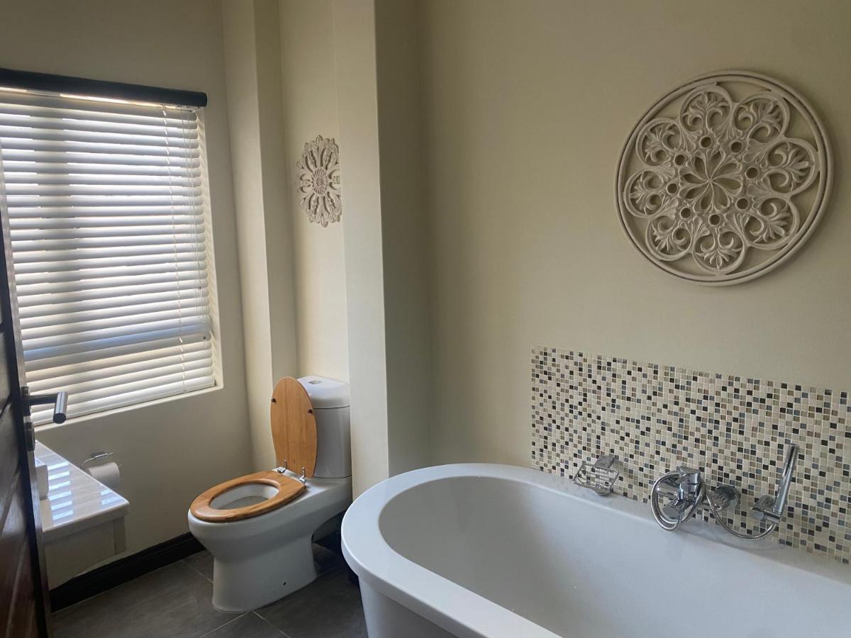 Riverfront Golf Estate House * Parys